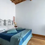 Stylish Navona Apartment