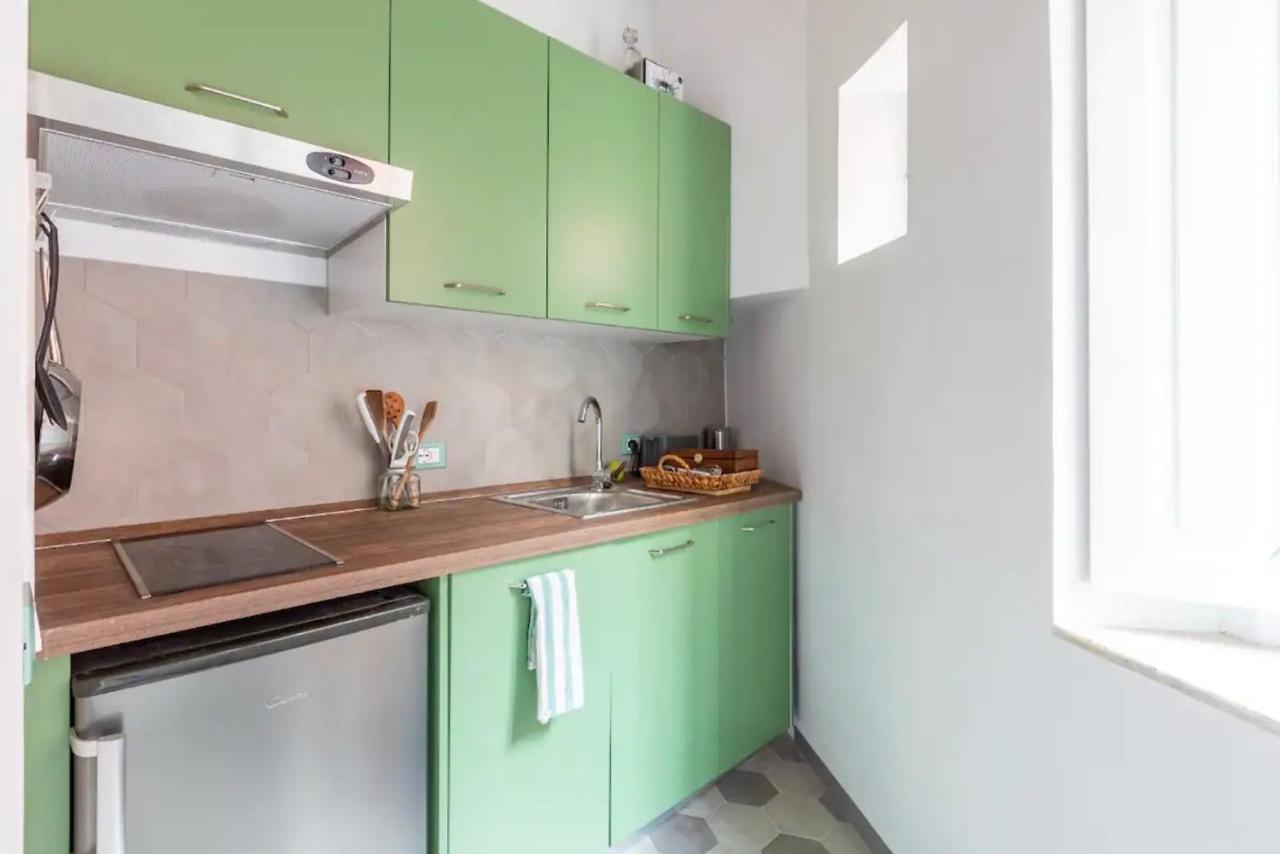 Apartment Stylish Navona Rom